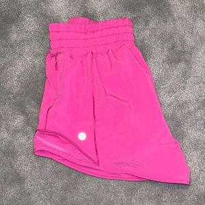 Lululemon Hotty hot size 4 - 2.5 inch - high rise